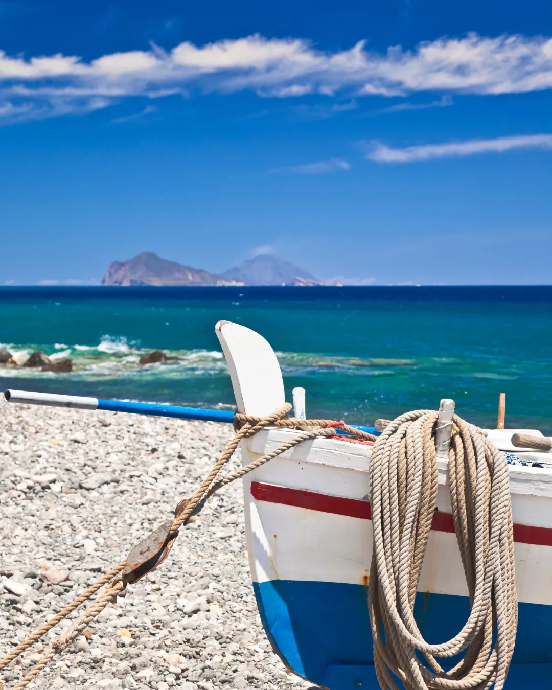 Eolie – le Perle Nere del Tirreno - Agenzia di Viaggi * Il prezzo è inteso a Persona, adesione entro 20/07
